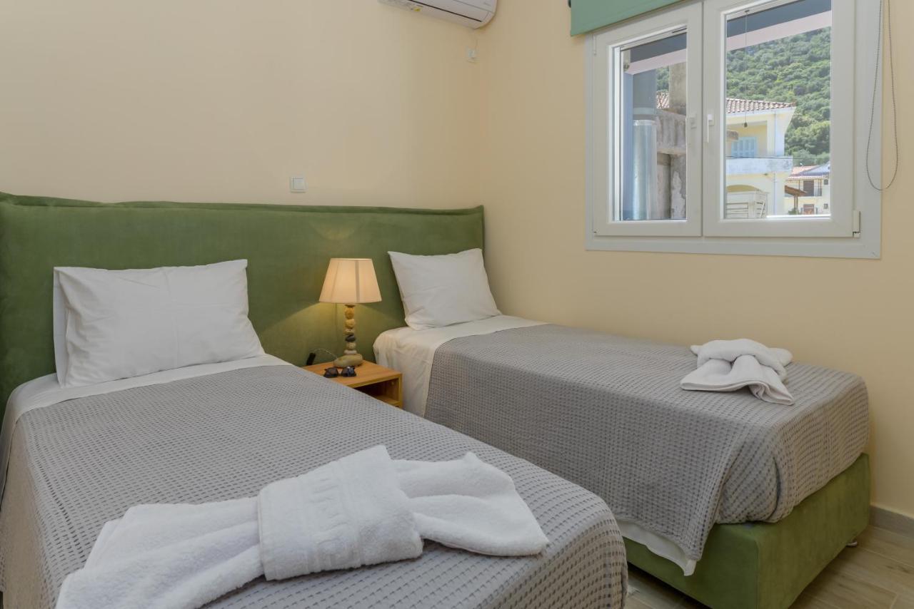 Bigblue Luxury Apartments Πόρος Εξωτερικό φωτογραφία